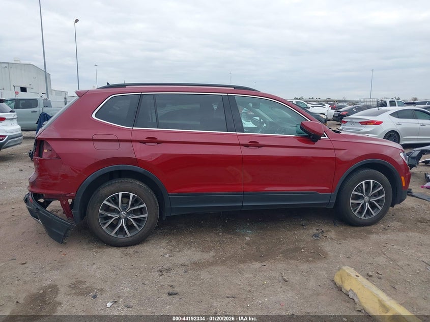 VIN 3VV3B7AX5KM105243 2019 VOLKSWAGEN TIGUAN 2.0T SE/2.0T SEL/2.0T SEL R-LINE/2.0T SEL R-LINE BLACK