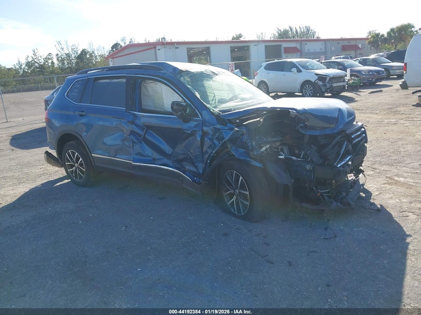 2020 Volkswagen Tiguan 2.0T Se/2.0T Se R-Line Black/2.0T Sel