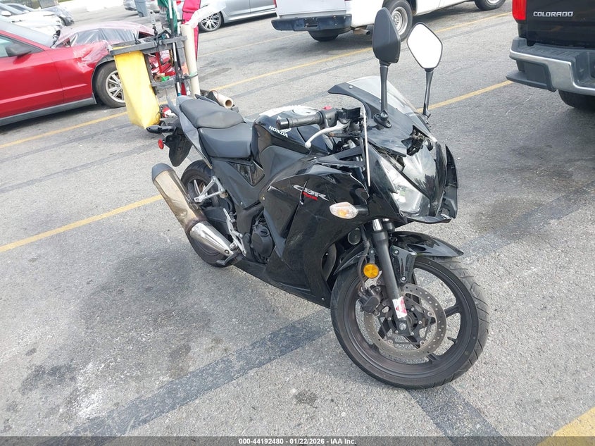 MLHNC5118G5200135 HONDA CBR300 Photo 1
