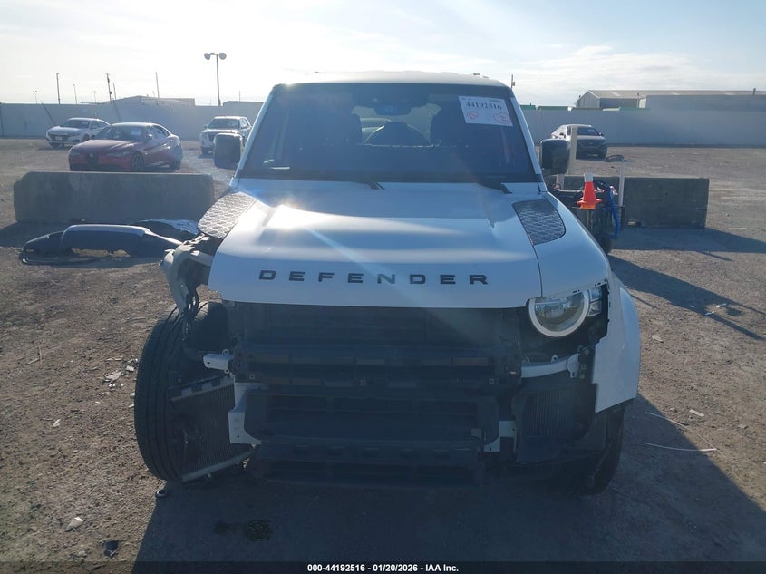 2022 Land Rover Defender 110 Standard VIN: SALEK7RX0N2077920 Lot: 44192516