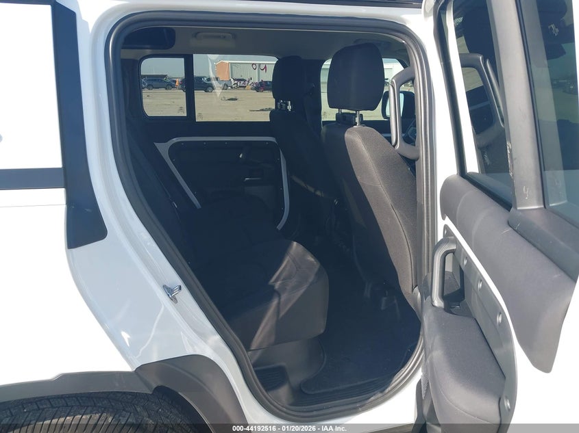 2022 Land Rover Defender 110 Standard VIN: SALEK7RX0N2077920 Lot: 44192516