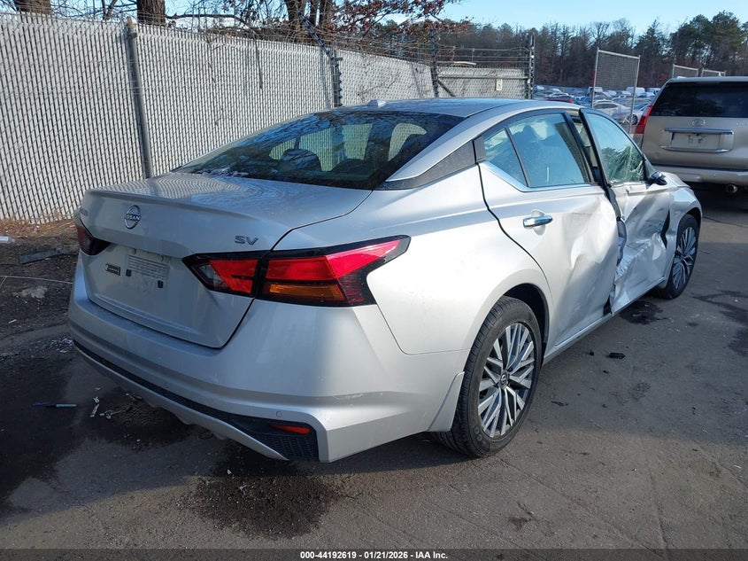 2024 Nissan Altima Sv Fwd