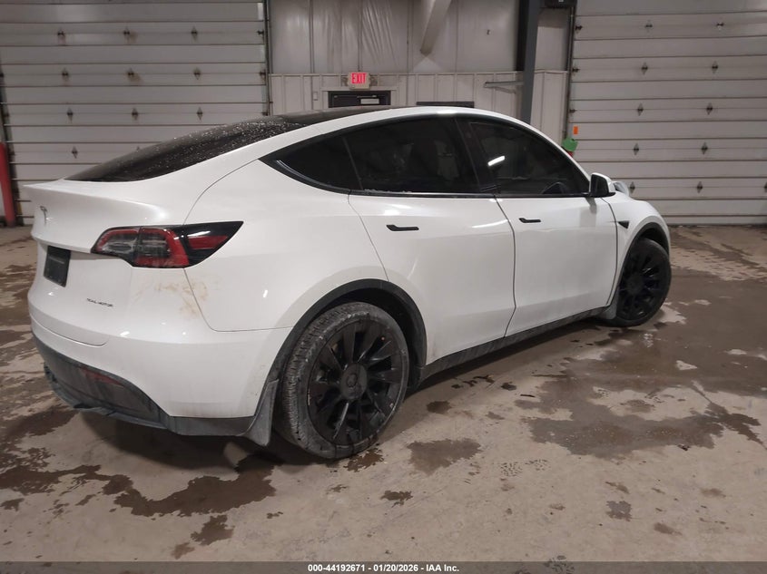 2021 Tesla Model Y Long Range Dual Motor All-Wheel Drive