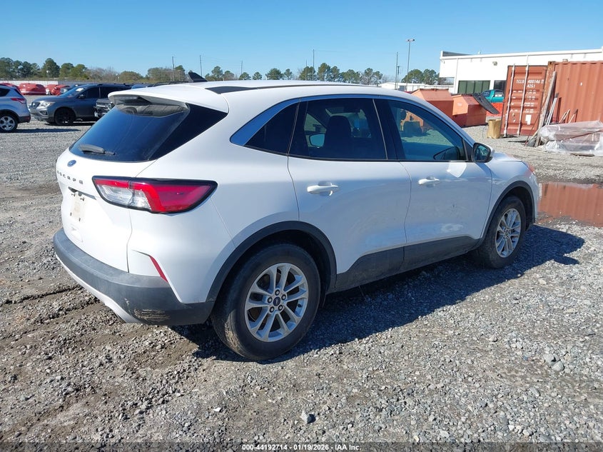 2021 Ford Escape Se