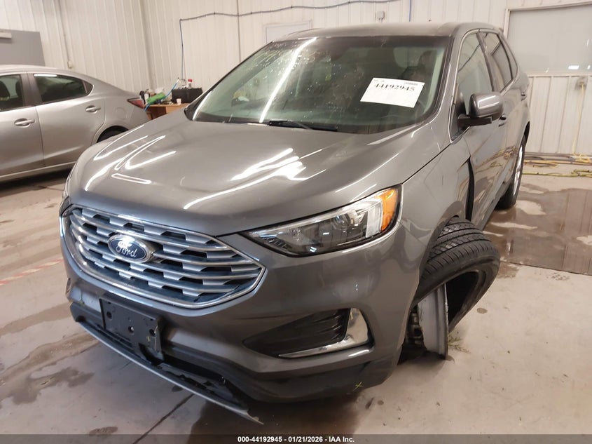 2022 Ford Edge Sel