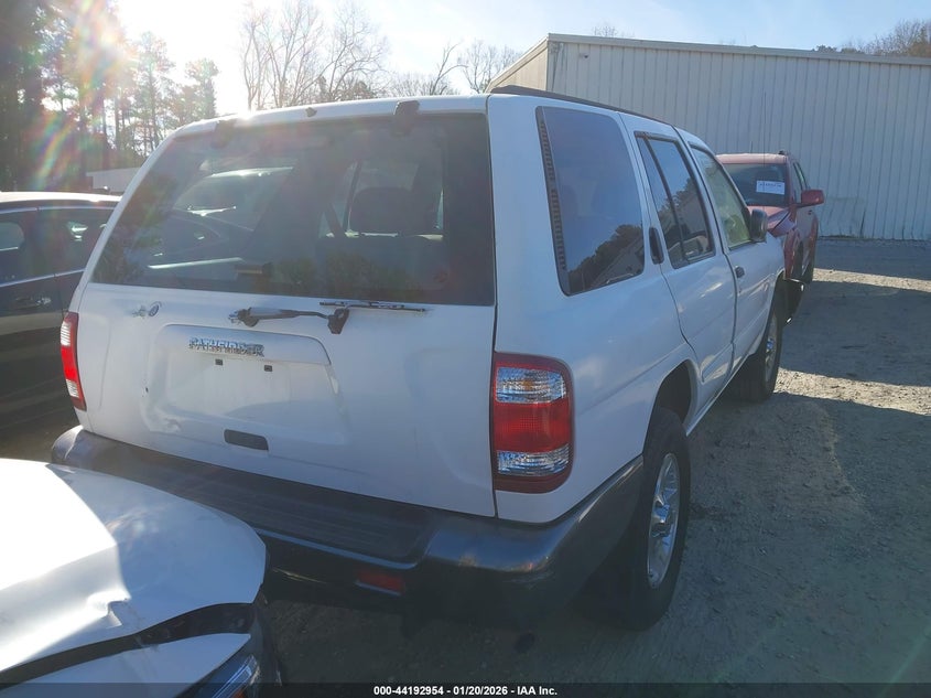 1999 Nissan Pathfinder Le/Se/Xe