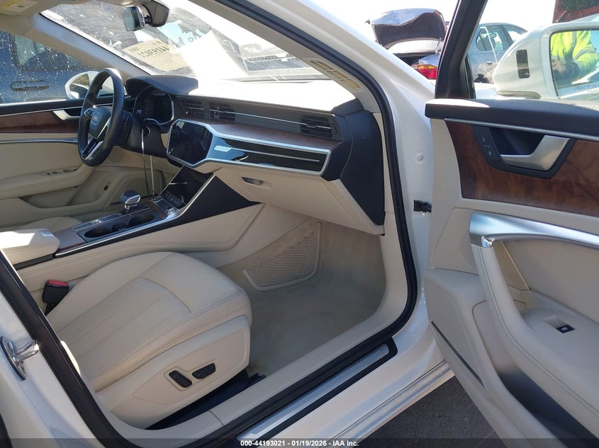 2022 Audi A6 Premium Plus 45 Tfsi Quattro S Tronic