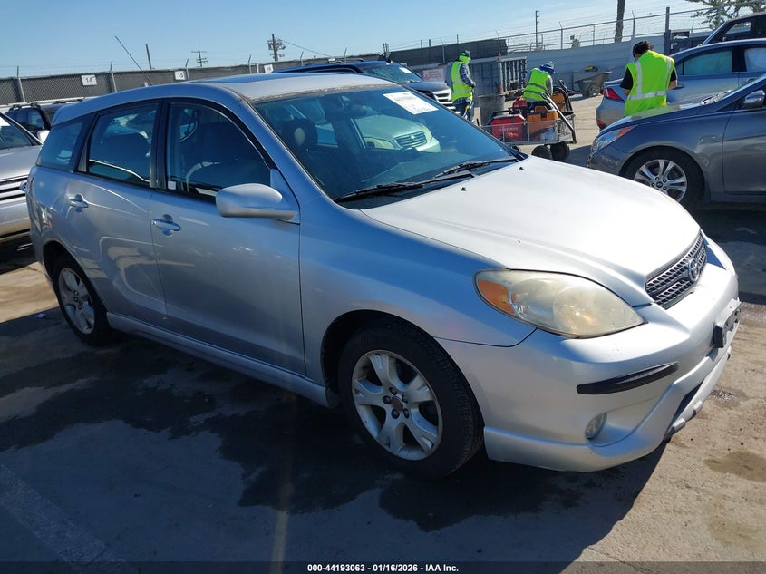 TOYOTA MATRIX 2005. Lot# 44193063. VIN 2T1KR32E95C463194. Photo 1