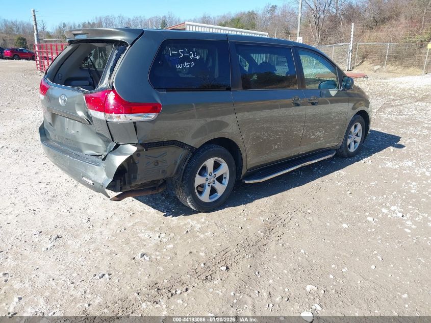 2012 Toyota Sienna Le 8 Passenger