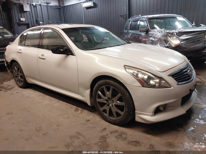 2013 Infiniti G37X