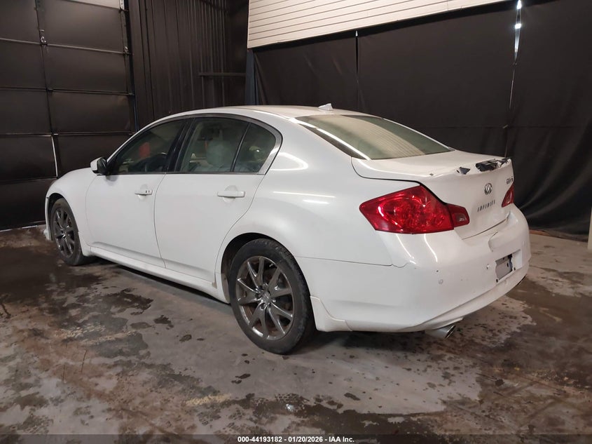 2013 Infiniti G37X