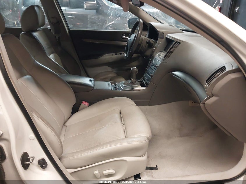 2013 Infiniti G37X