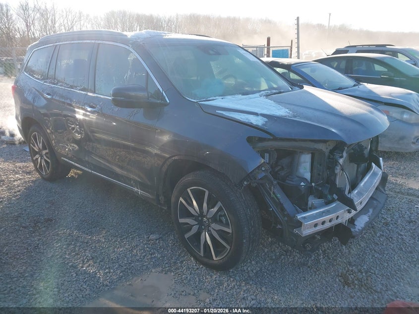 2022 Honda Pilot Touring 7-Passenger