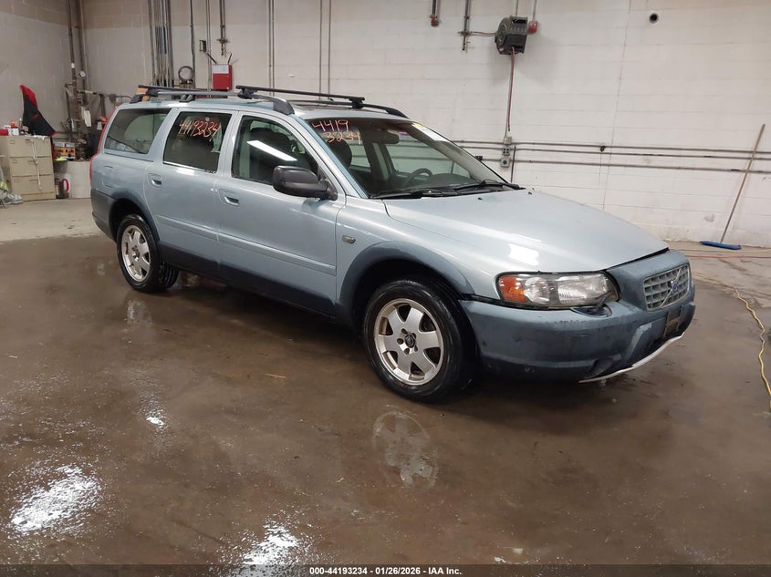2001 Volvo V70 Xc