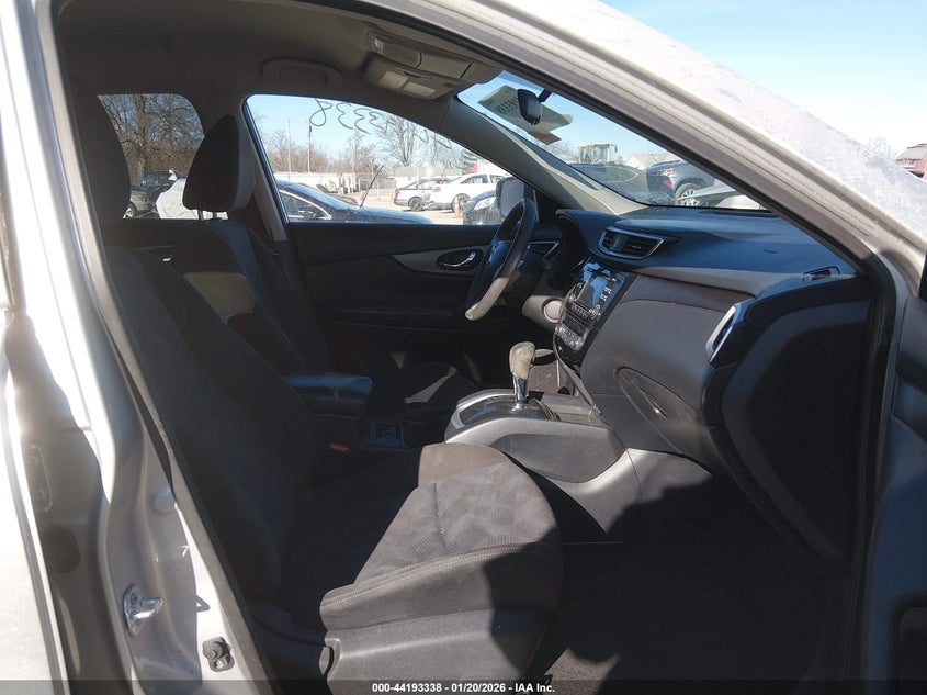 2015 Nissan Rogue Sv