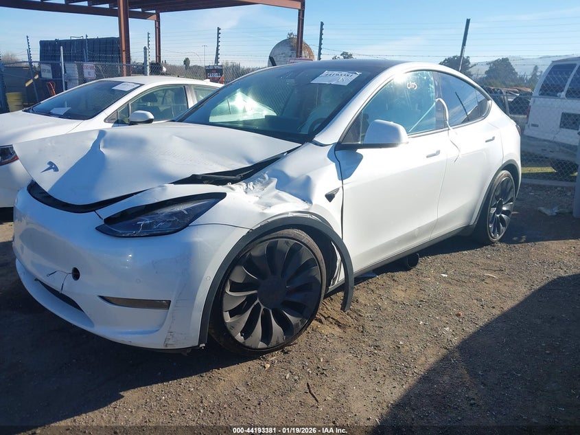 2022 Tesla Model Y Performance Dual Motor All-Wheel Drive