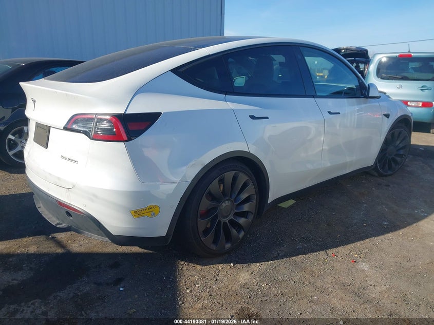 2022 Tesla Model Y Performance Dual Motor All-Wheel Drive