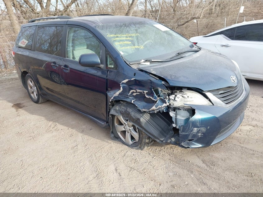 2011 Toyota Sienna Le V6