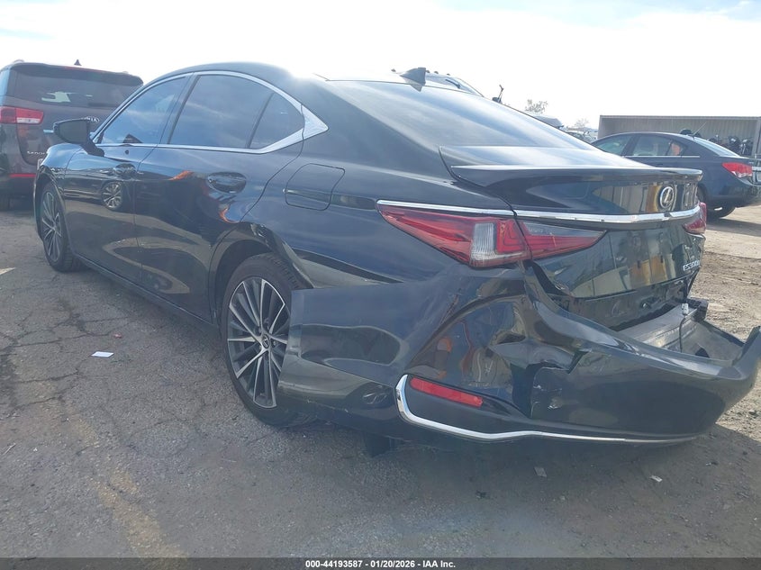 Vin: 58ada1c15ru040318, lot: 44689588, lexus es 300h 20243