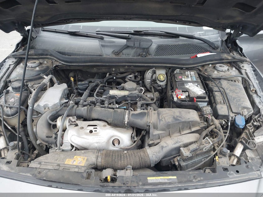 2018 Infiniti Qx30 Luxury VIN: SJKCH5CP0JA060820 Lot: 44193624