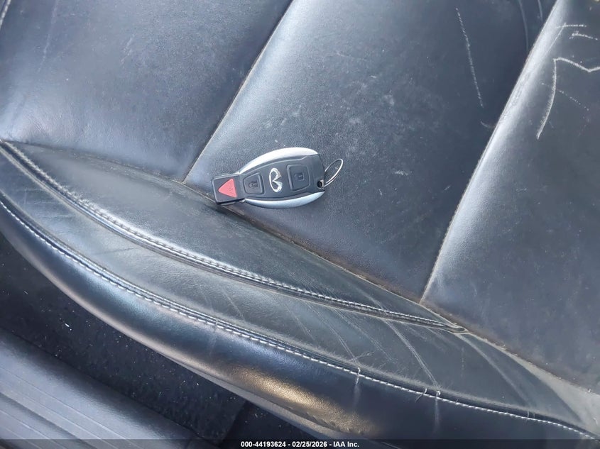 2018 Infiniti Qx30 Luxury VIN: SJKCH5CP0JA060820 Lot: 44193624