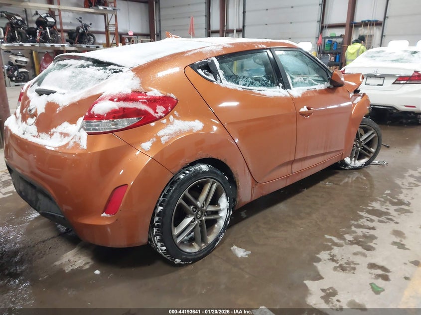 2012 Hyundai Veloster Base W/Black