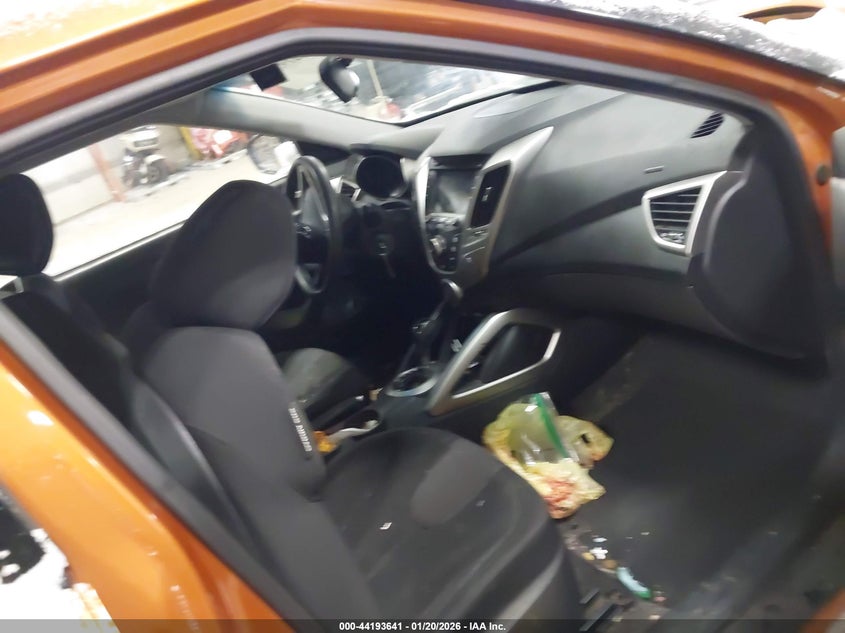 2012 Hyundai Veloster Base W/Black