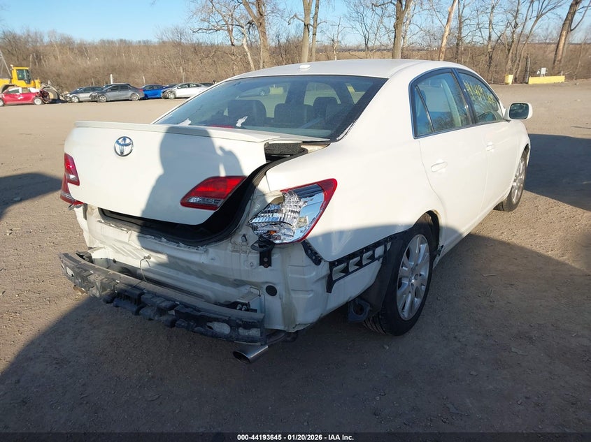 2009 Toyota Avalon Xls