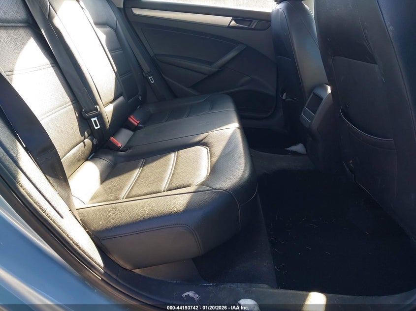 2012 Volkswagen Passat 2.5L Se VIN: 1VWBP7A36CC012434 Lot: 44193742