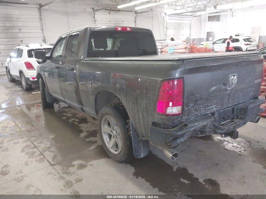 2017 Ram 1500 Express 4X4 6'4 Box