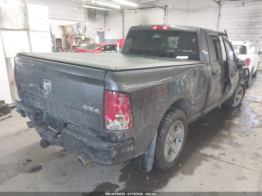 2017 Ram 1500 Express 4X4 6'4 Box