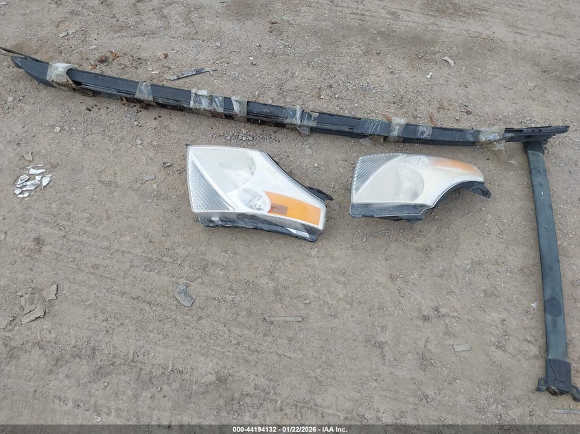 2008 Suzuki Xl7 Luxury VIN: 2S3DA417586111858 Lot: 44194132