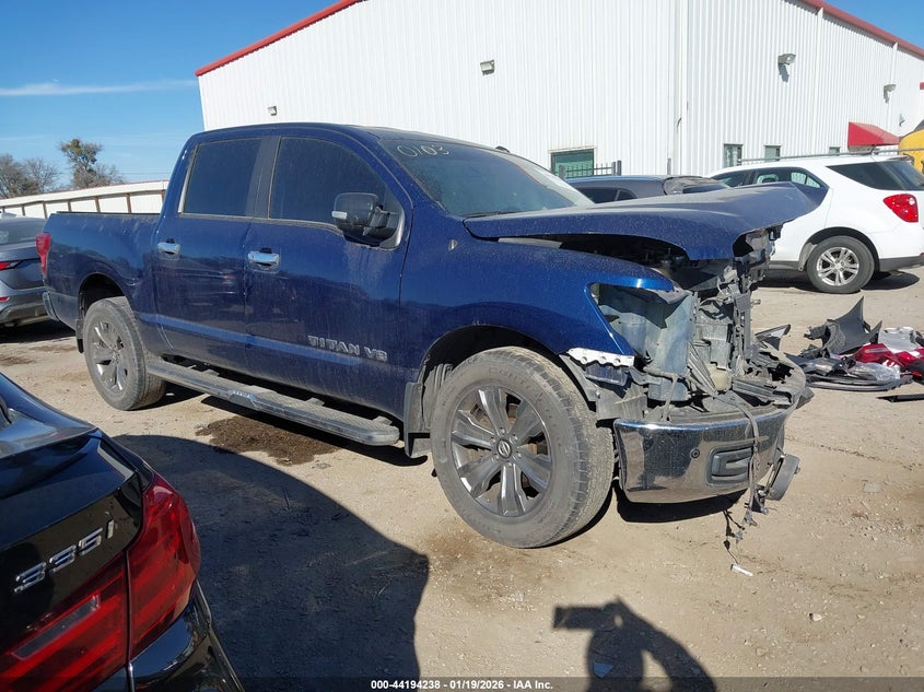 2019 NISSAN TITAN SV