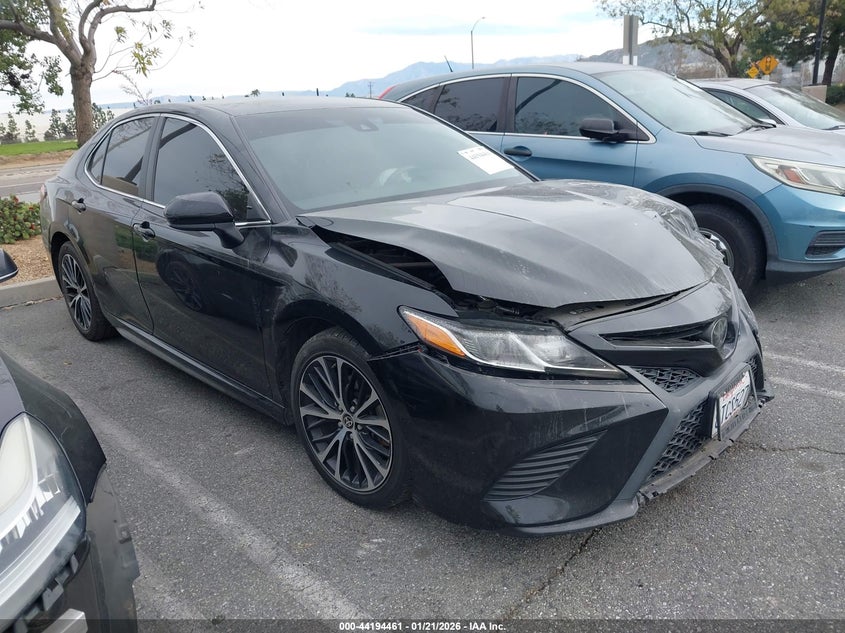 2020 Toyota Camry Se