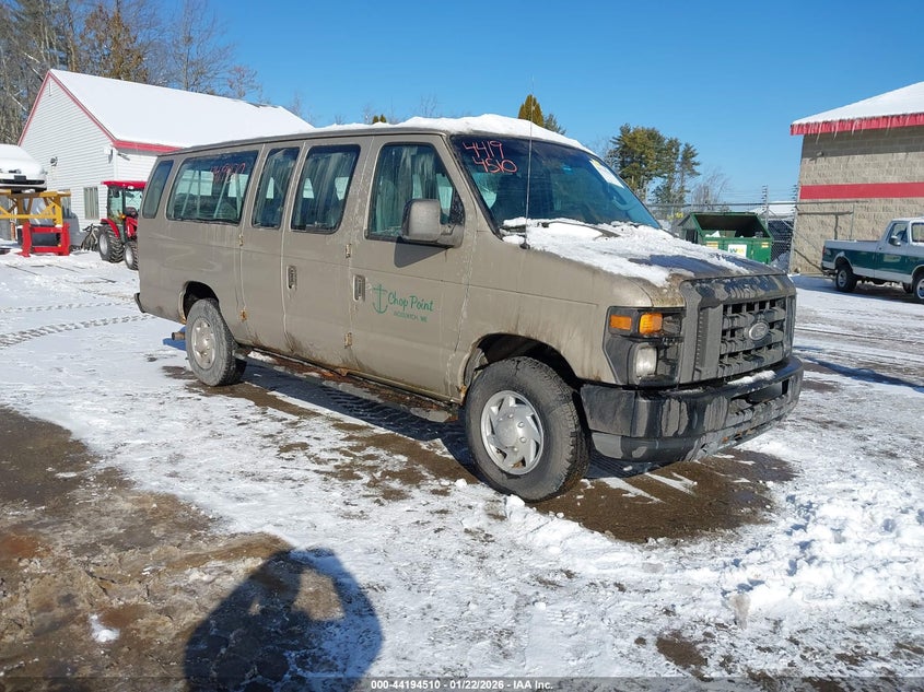 FORD E-350 XL