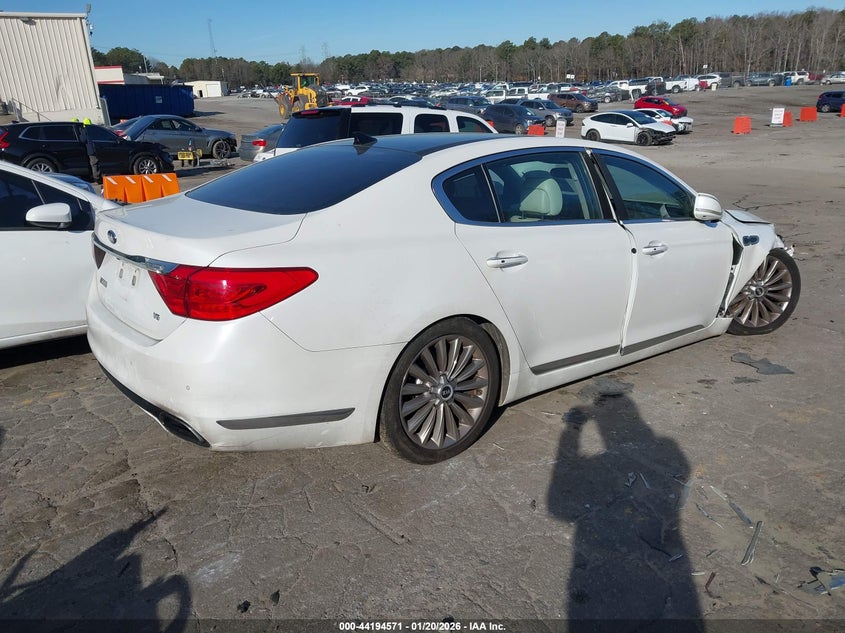 2015 Kia K900 Luxury