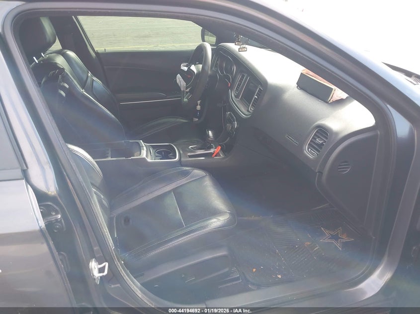 2019 Dodge Charger Sxt Rwd