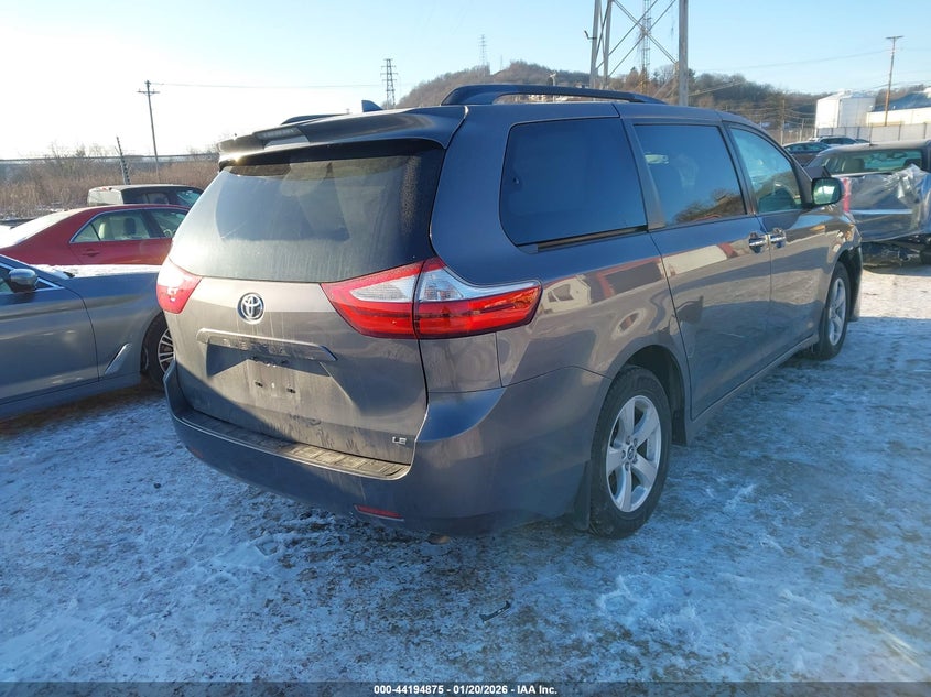 2019 Toyota Sienna Le 8 Passenger