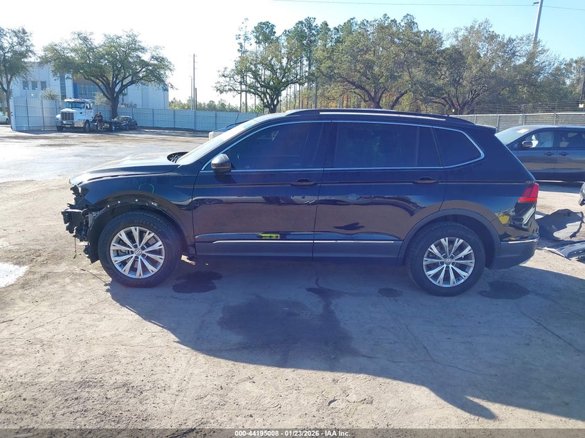 VIN 3VV3B7AX7JM009872 2018 VOLKSWAGEN TIGUAN 2.0T SE/2.0T SEL