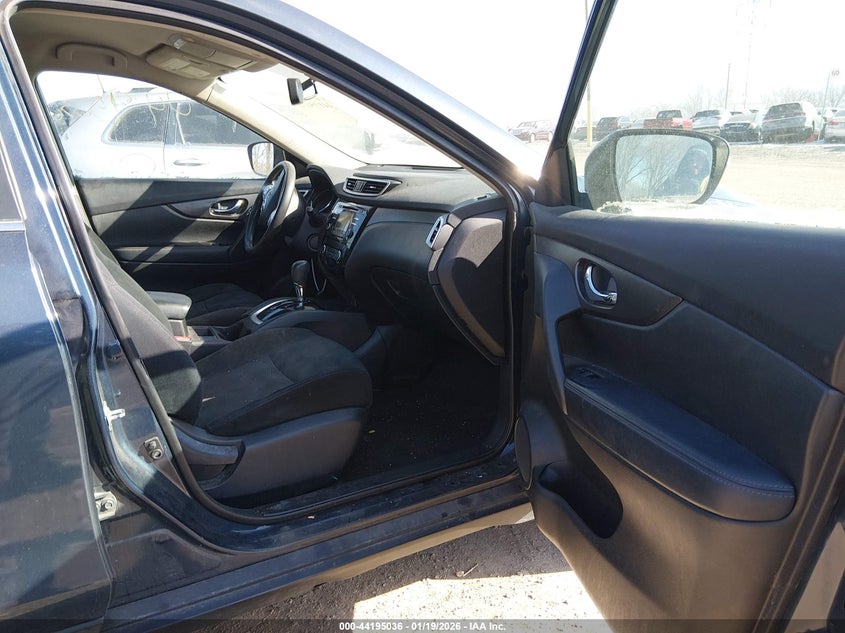 2015 Nissan Rogue Sv