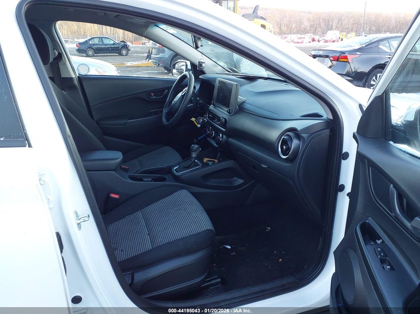 2022 Hyundai Kona Se