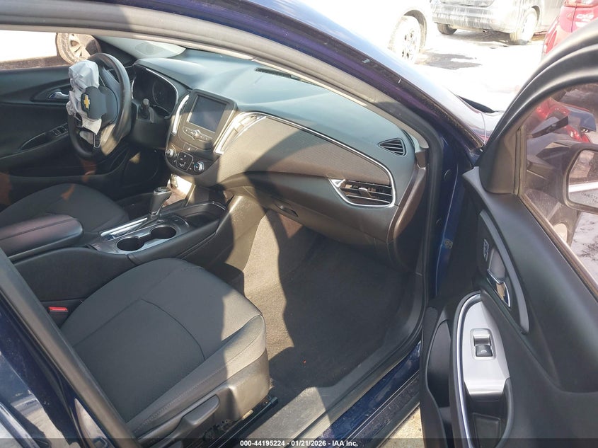 2017 Chevrolet Malibu 1Lt