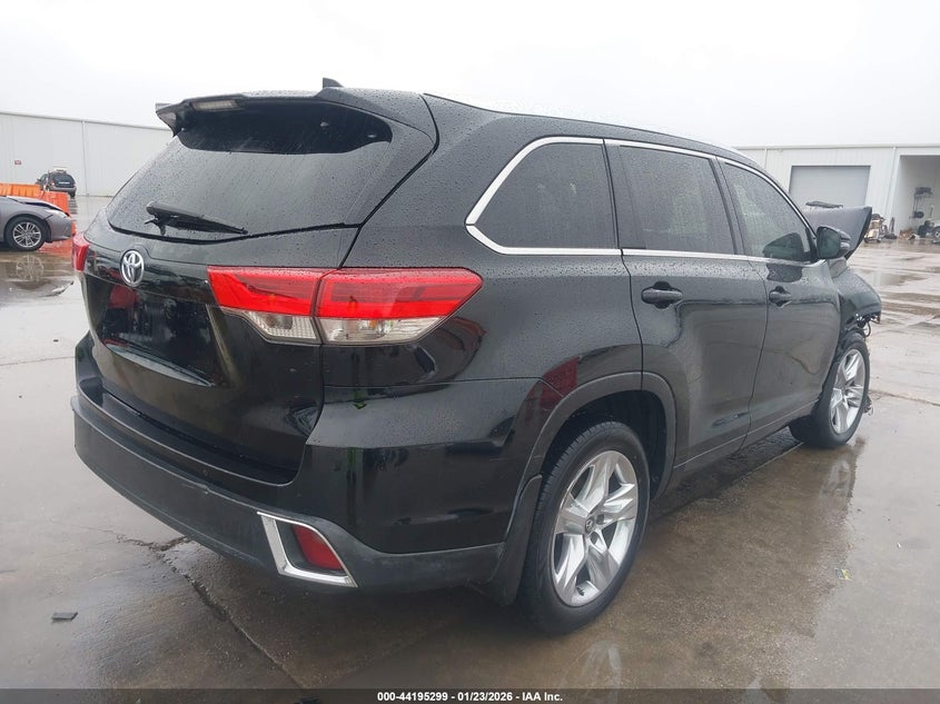 2017 Toyota Highlander Limited