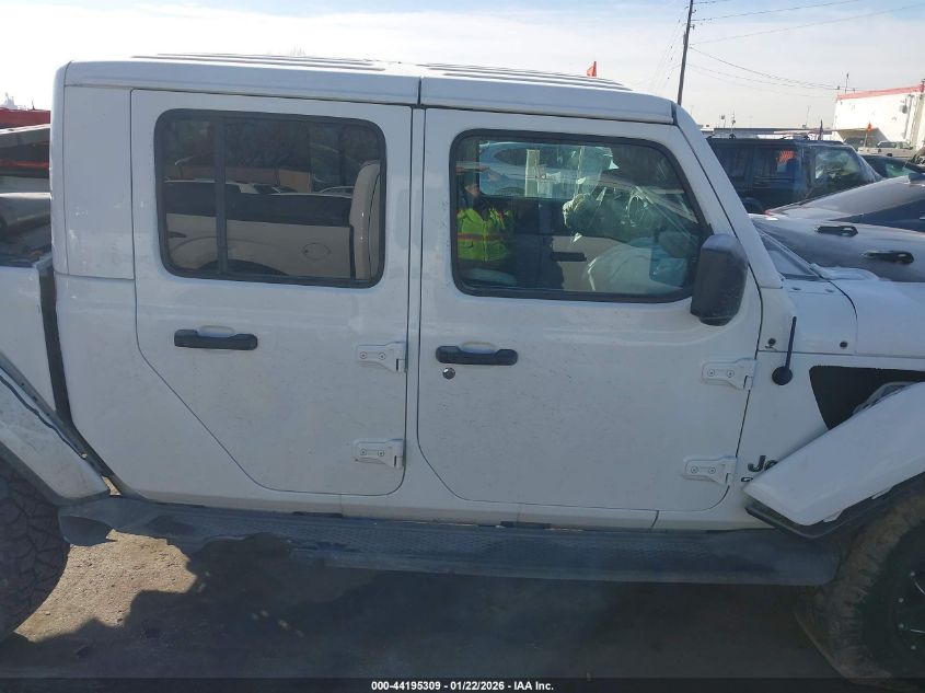 2020 Jeep Gladiator Overland 4X4 VIN: 1C6HJTFG4LL123736 Lot: 44195309