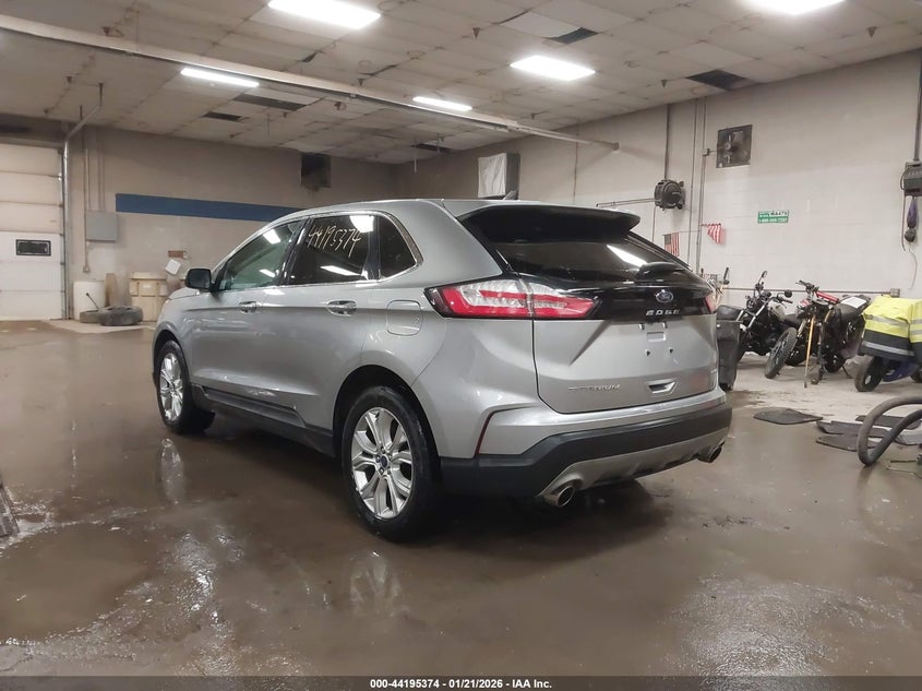 2021 Ford Edge Titanium