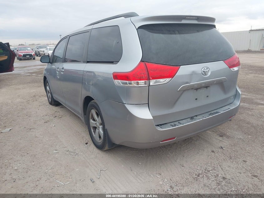 2012 Toyota Sienna Le