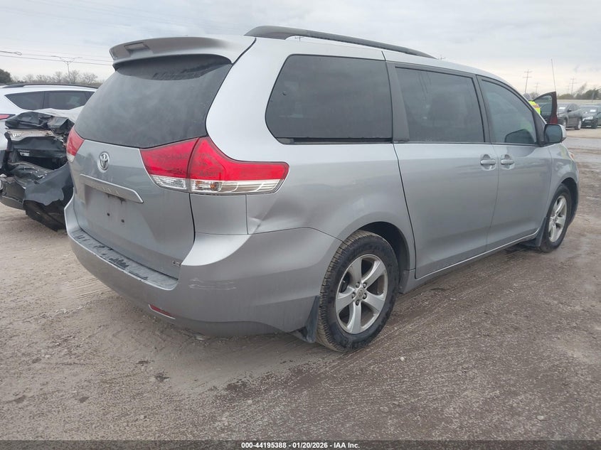 2012 Toyota Sienna Le