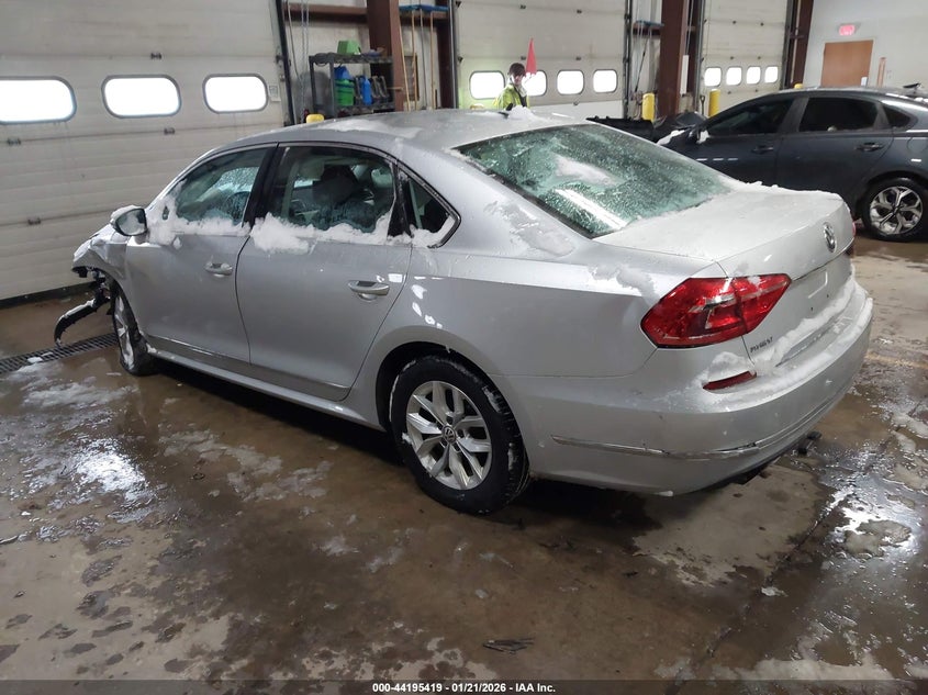 2016 Volkswagen Passat 1.8T S