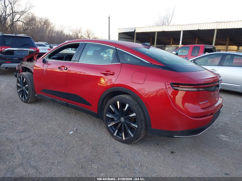 2025 Toyota Crown Platinum