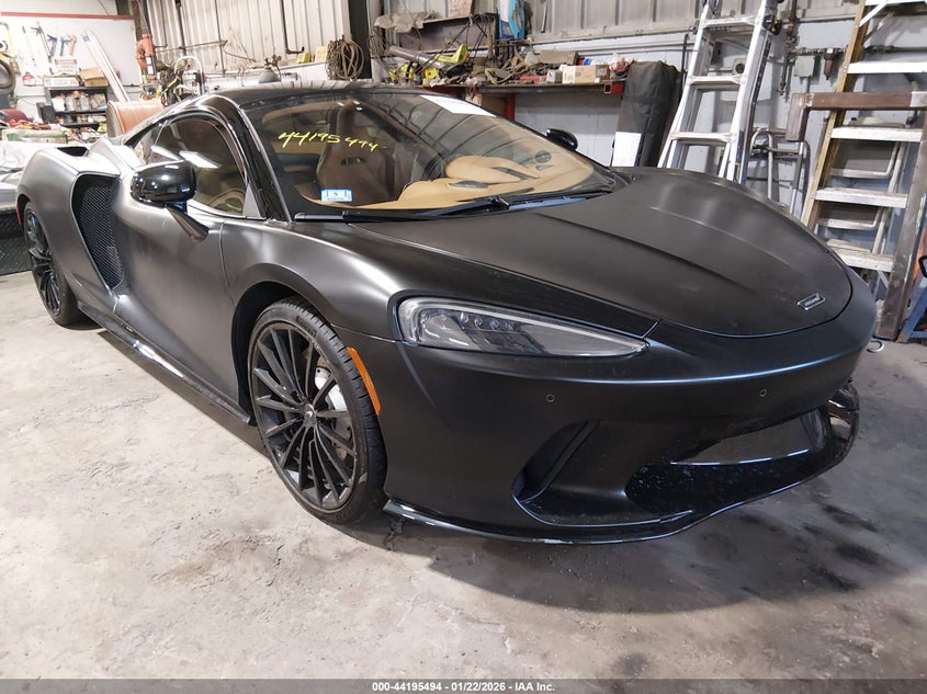 SBM22GCAXLW000712 MCLAREN GT Photo 1